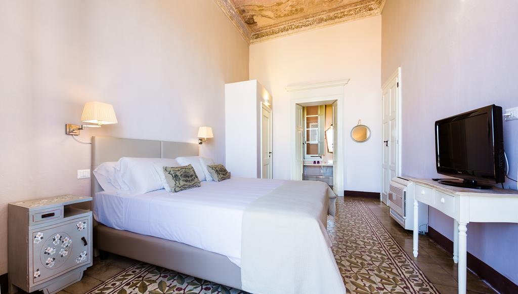 Hotel Relais Santa Croce Cagliari Zimmer foto